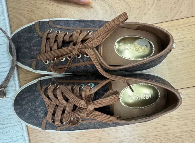 Tênis MICHAEL KORS original feminino