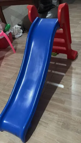 Escorregador infantil