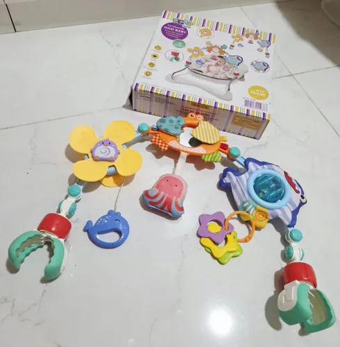 Móbile Para Carrinho e Berço com Chocalho Spring - Maxi Baby.