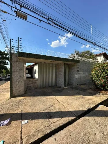 Casa residencial para aluguel com 3 quartos e 2 suítes no bairro Vermelha, Teresina/PI