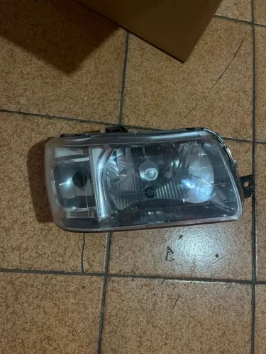 Farol fiat uno 2005 06 07 08 09