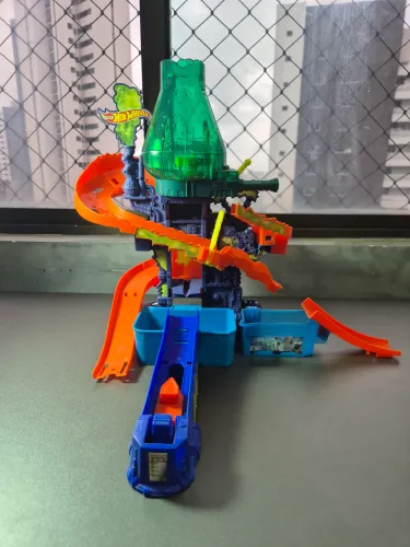 Estação Científica Hot wheels