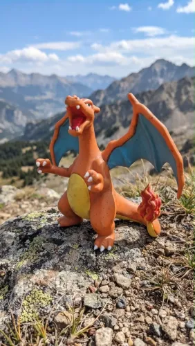 boneco pokémon charizard impresso em 3d
