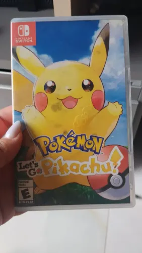 Jogo físico Pokémon: Let's Go Pikachu para o Nintendo Switch