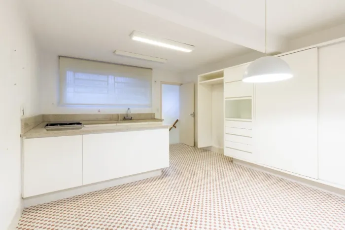 Casa a venda com 3 quartos, 3 banheiros e 2 vagas em Perdizes - São Paulo Casa a venda com