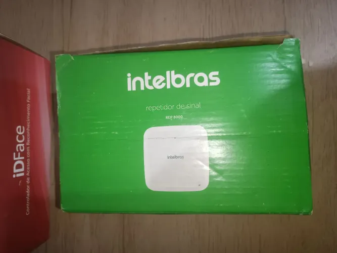 Repetidor de Sinal REP 8000 Intelbras