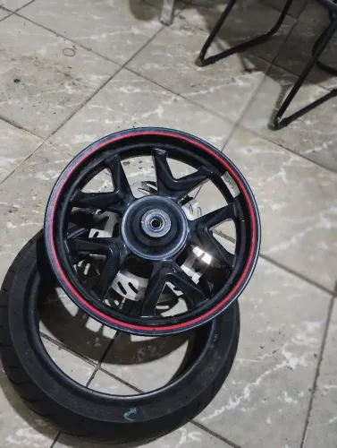Roda dianteira Dafra cruisym 300