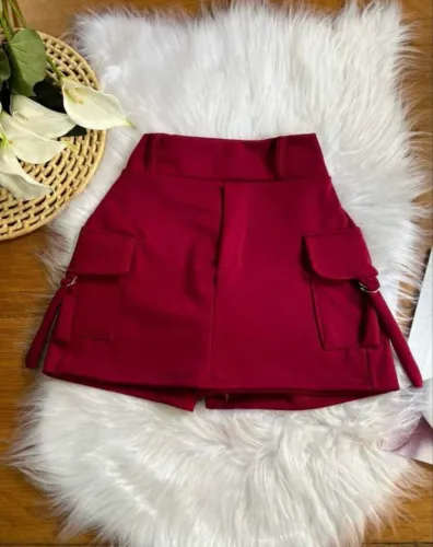 Short Saia Cargo Curto Cintura Alta Saia na Frente Short Atrás