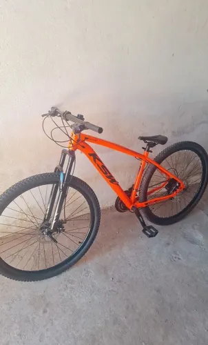 Bicicleta ksw 2 mês de uso estado de zera