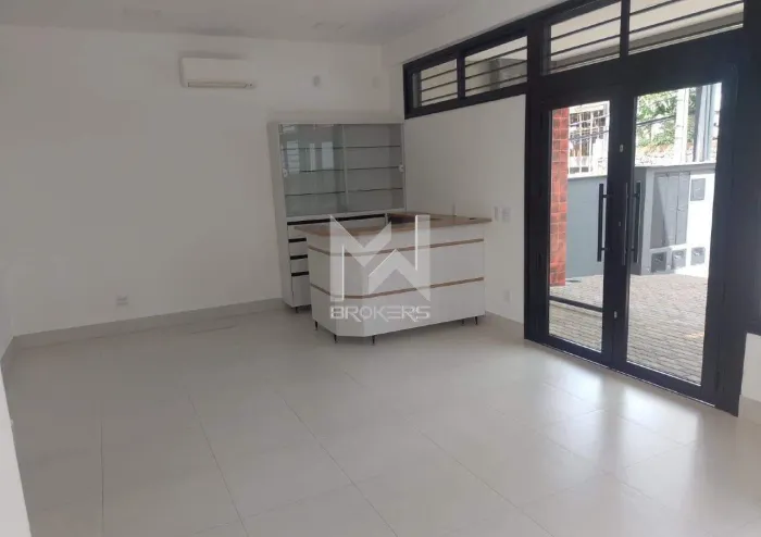 Consultório disponível para locação em Vinhedo/SP.