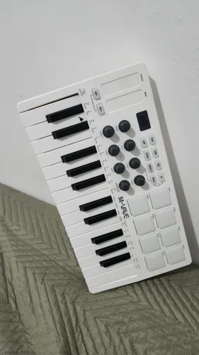 Mini controlador M VAVE