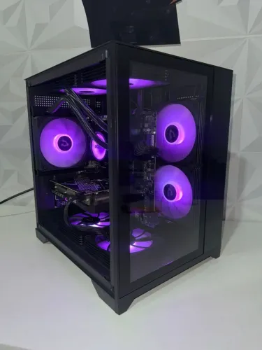Troco PC Gamer em iPhone 17 Pro Max