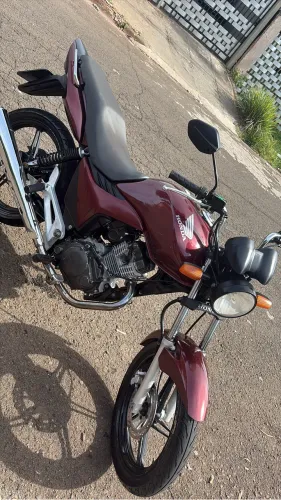 Vendo Honda 150 flex completa
