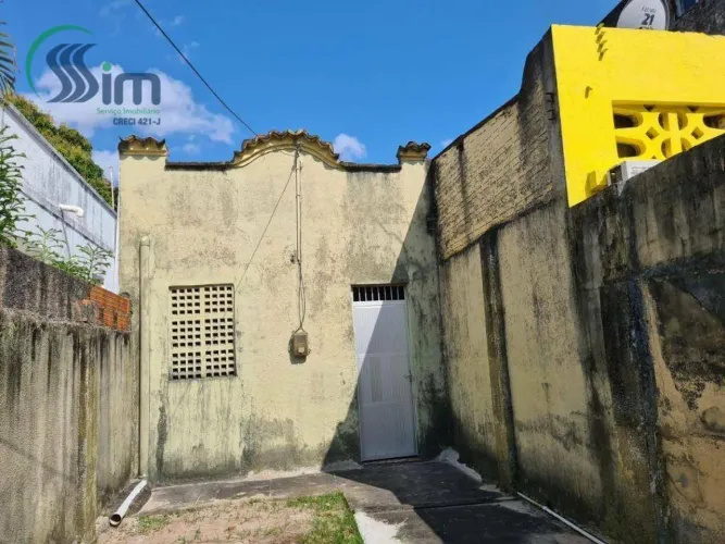 Casa com 2 dormitórios à venda por R$ 250.000,00 - Centro - Fortaleza/CE