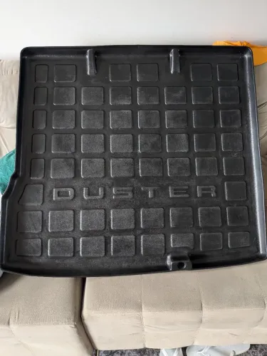 Tapete para mala em PVC.