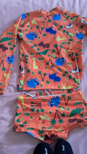 Conjunto de praia 6 anos