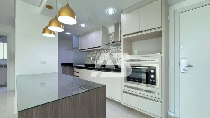Apartamento com 2 dormitórios para alugar, 59 m² por R$ 6.050,00/mês - Batel - Curitiba/PR