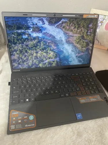 Vende notebook Positivo C15
