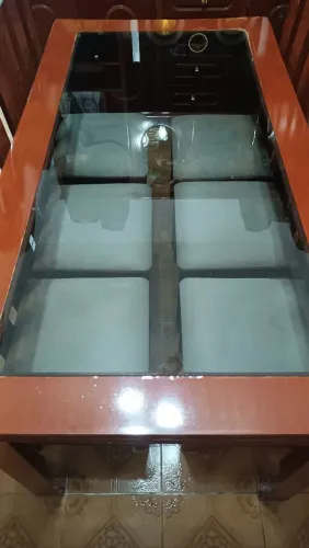 Mesa grande 1,60 + 6 cadeiras para restauração dos pés (Bangu próximo ao shopping)