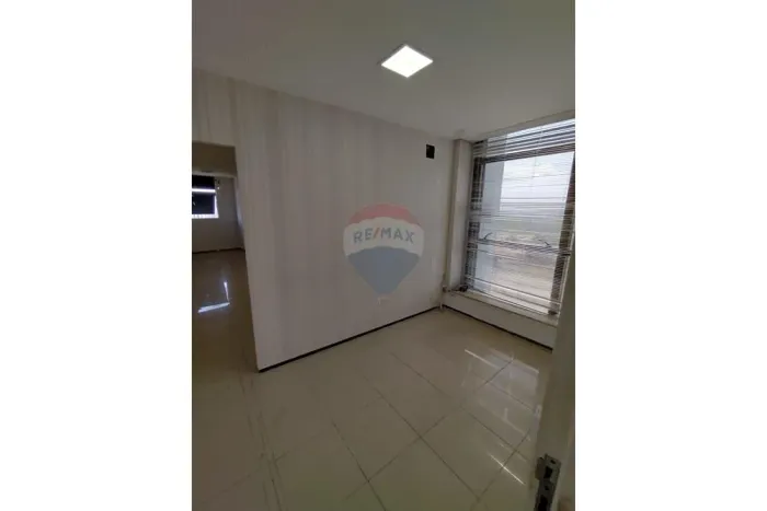 Excelente Sala Comercial para Quem Busca Segurança, Conforto e Praticidade no Dia a Dia