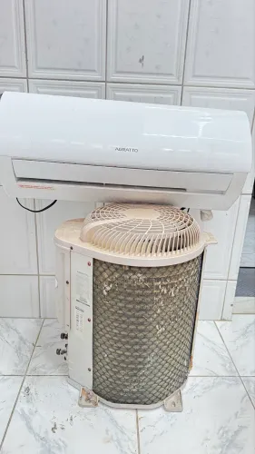 AR-CONDICIONADO 9.000 BTUs AGRATTO