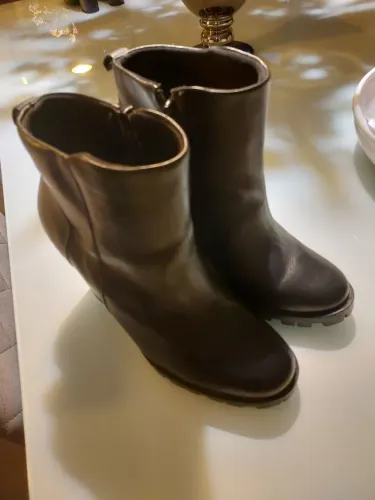 Bota feminina tamanho 37 de cano curto