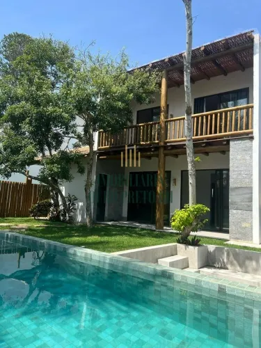 Casa á venda no Condomínio dos Italianos.