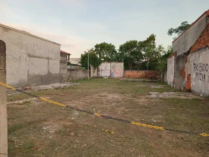 Terreno Urbano para Venda em Florianópolis, Carianos