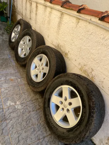 RODAS E PNEU do Jeep wrangler 2010