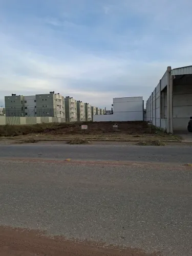 TERRENO COMERCIAL 15X35 (Rua Orsay da Rosa Azambuja) 