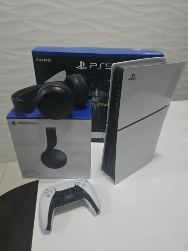 Ps5 Slim + controle + Pulse 3d