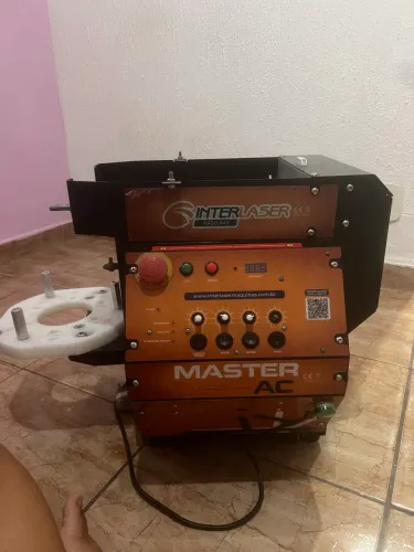 Vendo máquina modeladora de salgado e doce Jetfood Master Ac 5.0 aceito oferta 