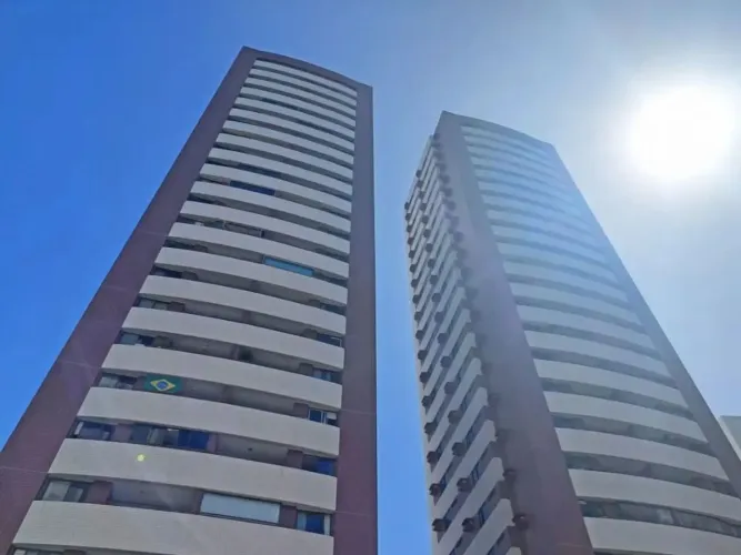 Apartamento com 3 quartos à venda em Boa Viagem