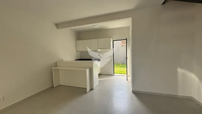 SOBRADO DISPONÍVEL PARA LOCAÇÃO NO RESIDENCIAL LIV