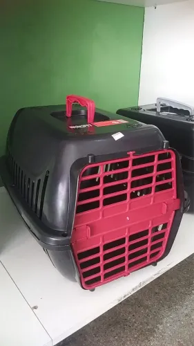 Caixinha de transporte para cães e gatos