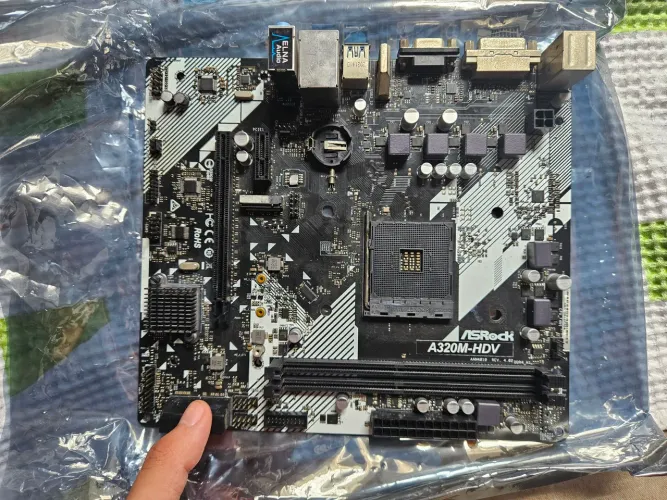 Placa mae asrock a320