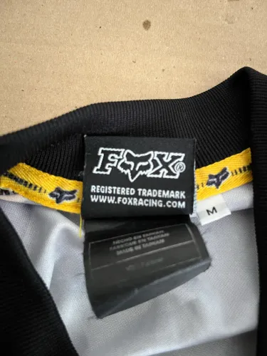 camisa de motocross da marca Fox Racing, modelo D2.  