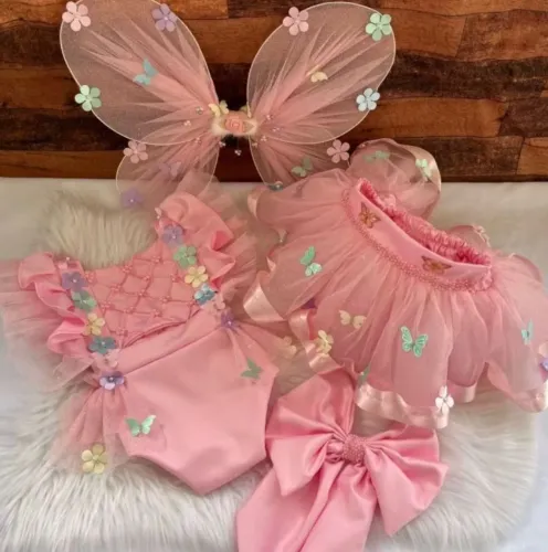 Vestido 2 em 1 jardim encantado usado somente 1 vez (1 ano)