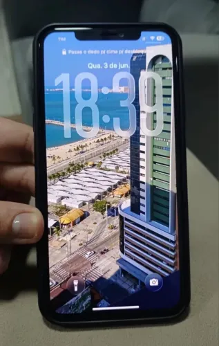 VENDO IPHONE 11 PRO MAX 128G SEMI NOVO