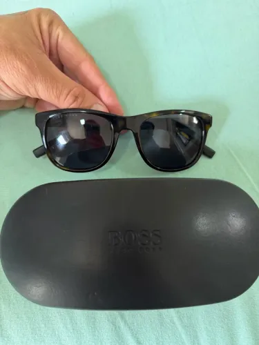 Óculos Hugo Boss modelo 1039s