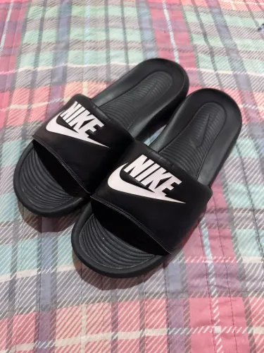 Chinelo Nike N42