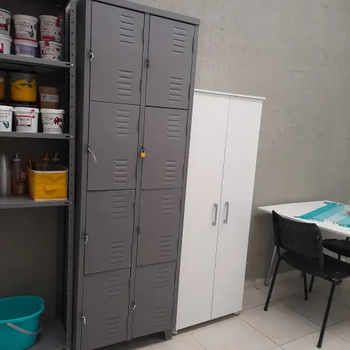 Armario Roupeiro Vestiário Funcionários 8 portas
