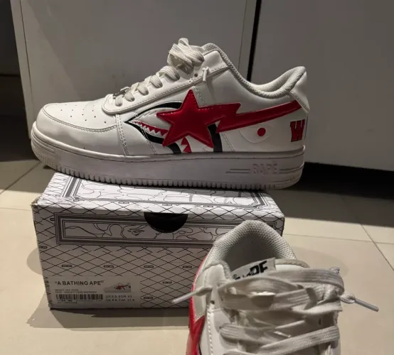 Tênis BAPE STA Shark White Red | Tam 43,  valor na descrição 