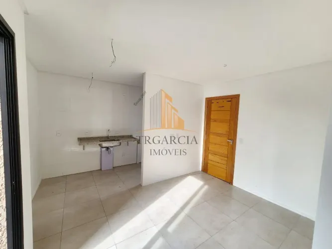 Mooca, São Paulo: Apartamento 40m² com 2 dormitórios e 1 banheiro à venda por R$ 365.000