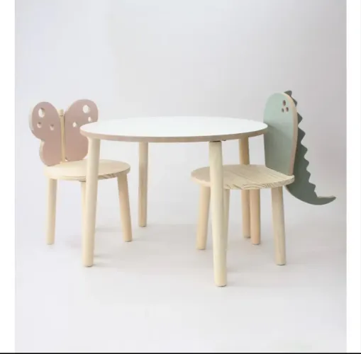 VENDO MESA INFANTIL