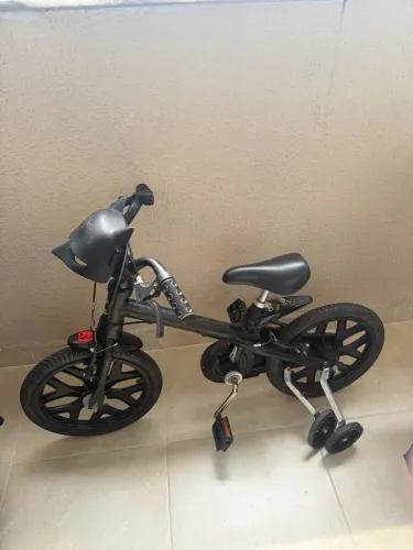 Bicicleta Infantil Batman