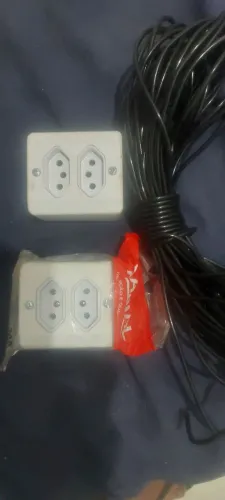 Material elétrico.