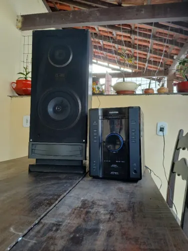 Apaelho de som, Entrada USB, CD player, rádio, aux