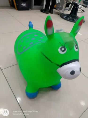 Troco cavalinho pula pula por cadeira de alimentação