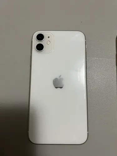 iPhone 11 branco 128g 